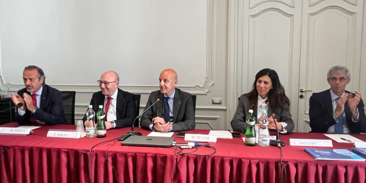 Fiola (CCIAA Napoli): &ldquo;Dialogo costante con professionisti e imprese&rdquo;