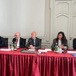 Fiola (CCIAA Napoli): &ldquo;Dialogo costante con professionisti e imprese&rdquo;